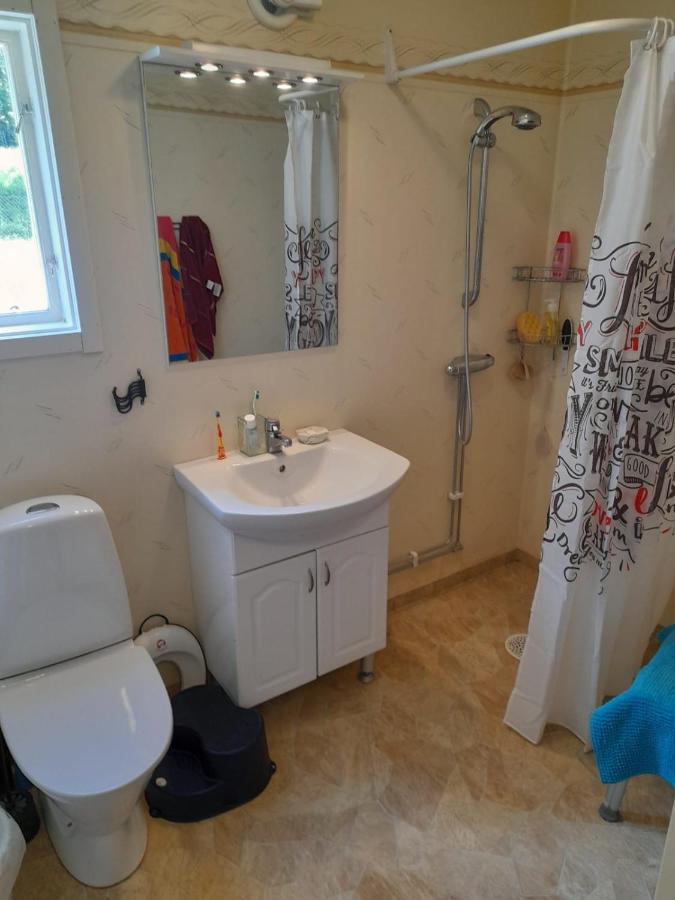 Small Bedroom, Outside Toilet, Shower Kitchen, 120 M From Sandbach Bracke  Екстер'єр фото